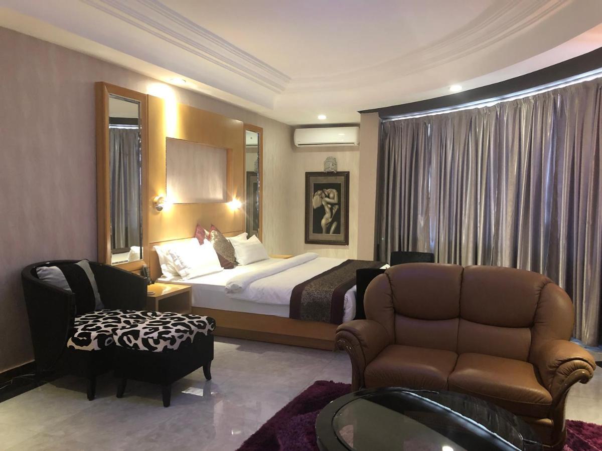 Sun Beach Hotel Cotonou Esterno foto