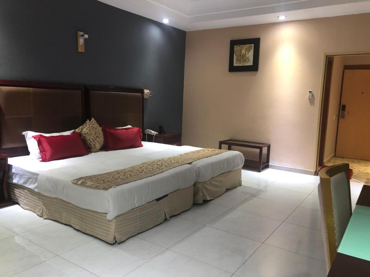 Sun Beach Hotel Cotonou Esterno foto