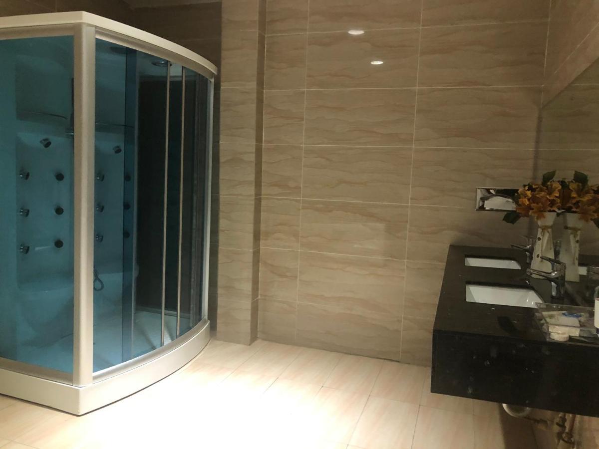 Sun Beach Hotel Cotonou Esterno foto