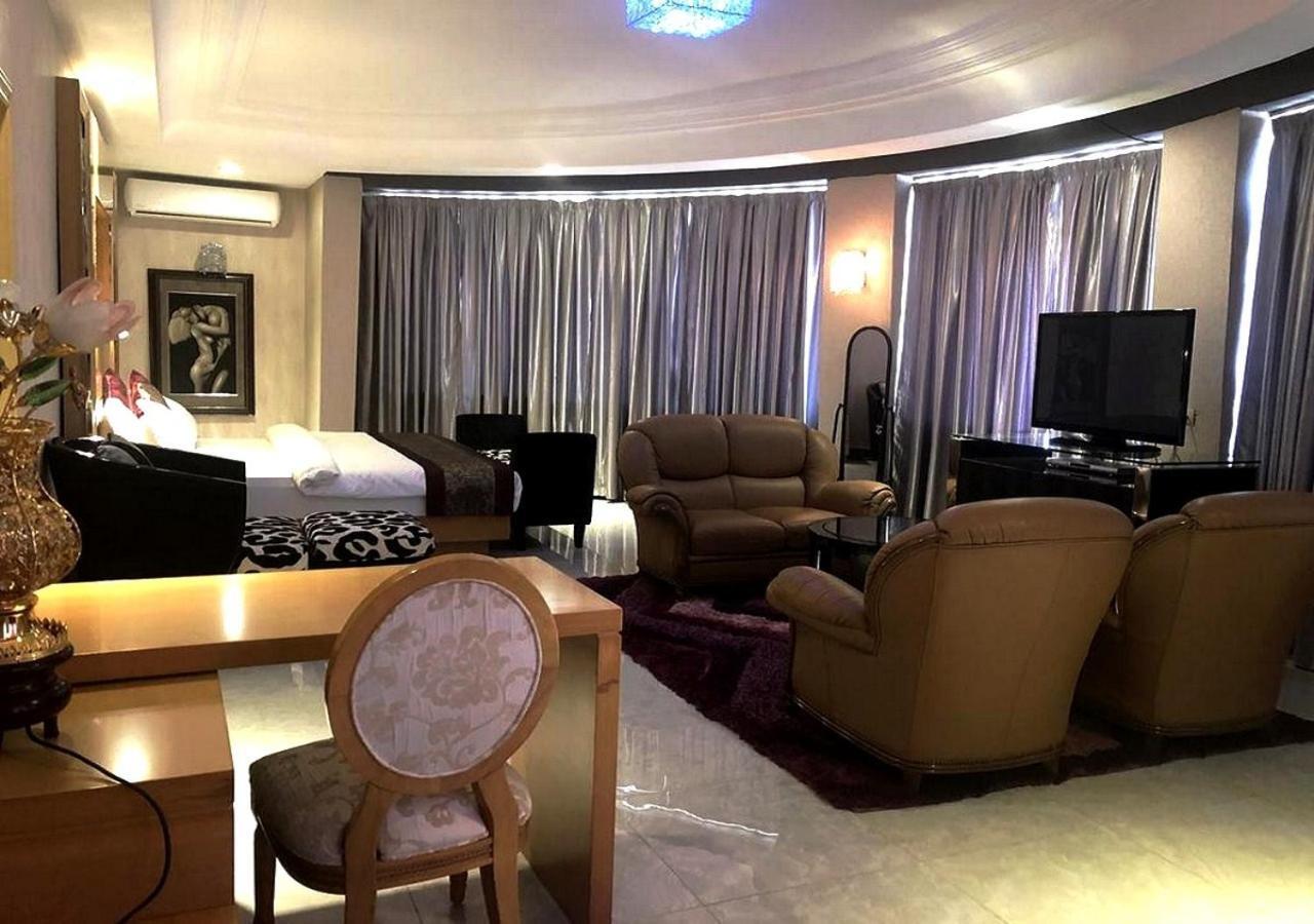 Sun Beach Hotel Cotonou Esterno foto