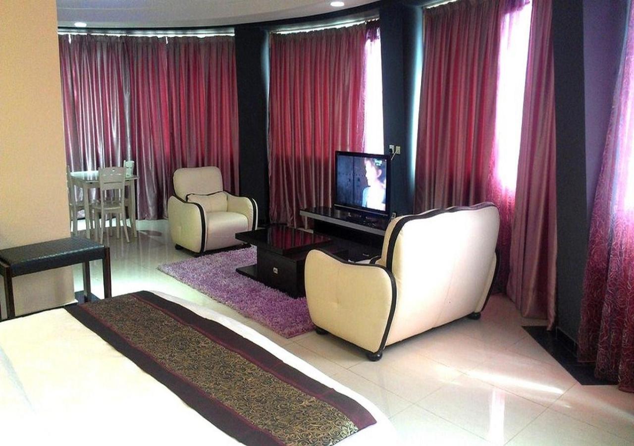 Sun Beach Hotel Cotonou Esterno foto