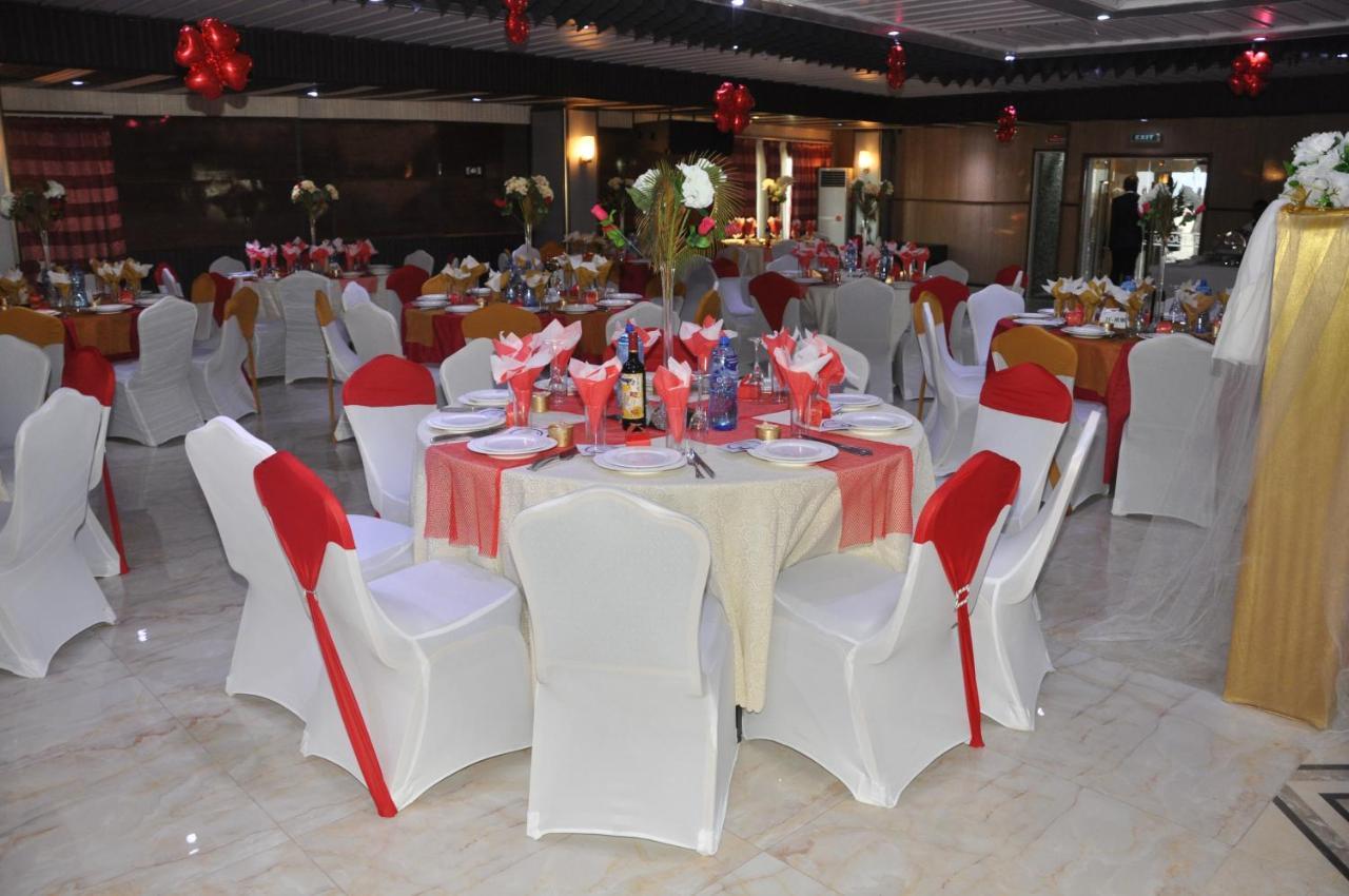 Sun Beach Hotel Cotonou Esterno foto
